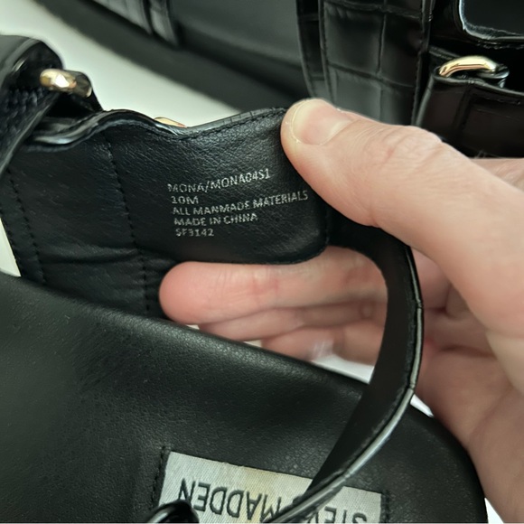 Steve Madden Mona Croc Black Sandals Women’s - Picture 11 of 12